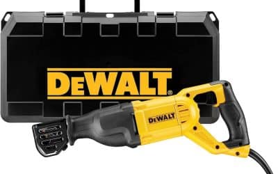Test de la scie sabre filaire Dewalt DWE305PK-QS 1100W spéciale applications difficiles