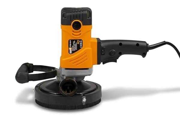 Découvrez notre test complet de la ponceuse béton Feider 1500 W, dotée de 7 vitesses. Analyse approfondie de sa performance et de son efficacité pour vos projets béton.