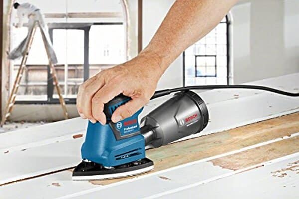 Découvrez notre test complet de la ponceuse vibrante Bosch GSS 160-1 A Multi 180 W : performances, caractéristiques et avis d'expert pour vos travaux de ponçage. 