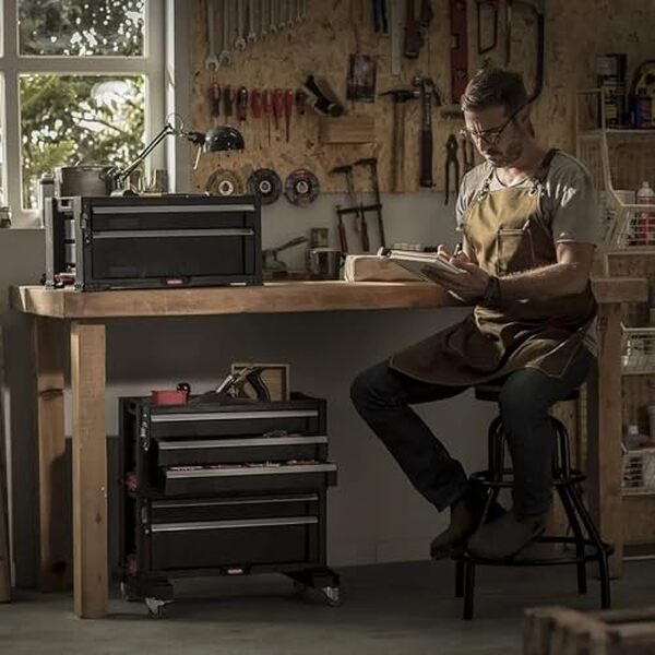 Découvrez notre test détaillé de la servante à outils mobile Keter Drawer 5 tiroirs : caractéristiques, avantages et avis pour bien choisir votre rangement d'atelier.