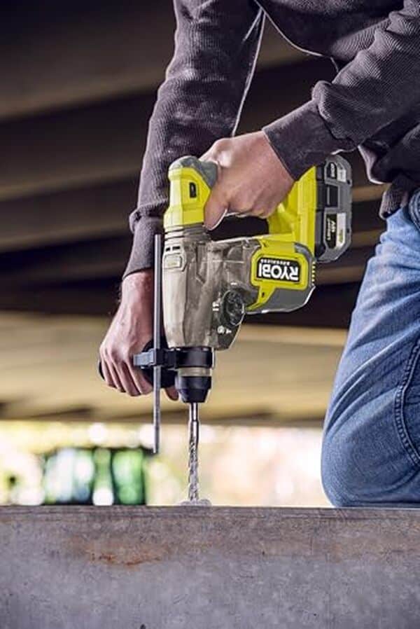 Découvrez notre test complet de la perceuse Ryobi RSDS18BL-0 18V ONE+ : performances, autonomie et ergonomie de cette dévisseuse sans fil professionnelle.