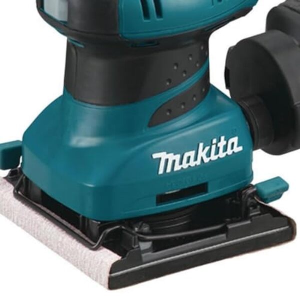 Découvrez notre test détaillé de la Makita BO 4556 : une ponceuse vibrante puissante et efficace pour tous vos travaux de ponçage. Avis, caractéristiques et performances.