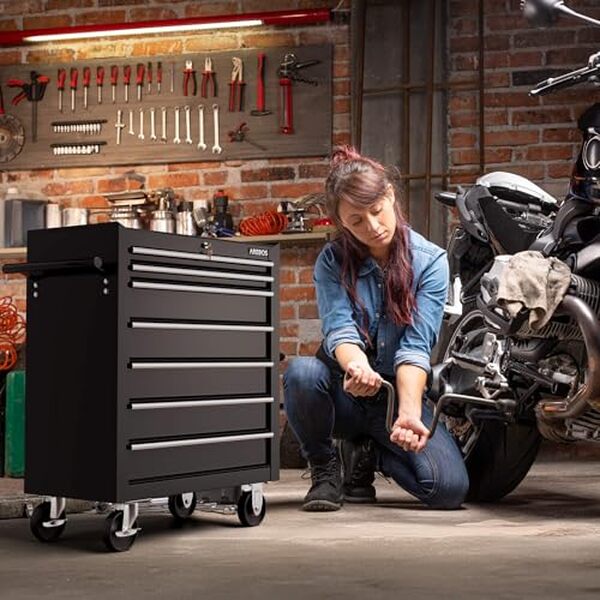 Découvrez notre test détaillé du chariot à outils AREBOS avec 7 tiroirs verrouillables. Qualité, praticité et prix : tout ce qu'il faut savoir avant d'acheter. 