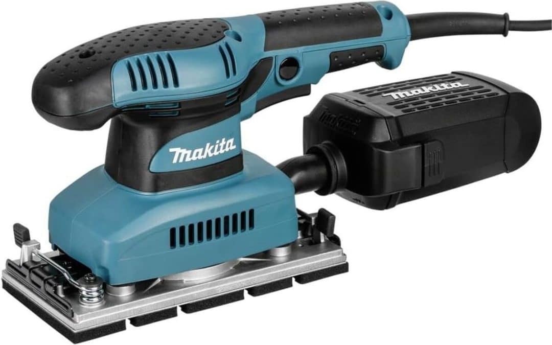 Test de la ponceuse vibrante Makita BO3710
