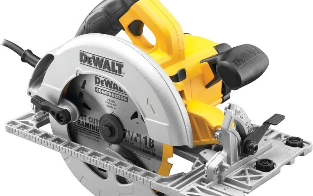 Test : scie circulaire DeWalt DWE576K-QS 1000 W